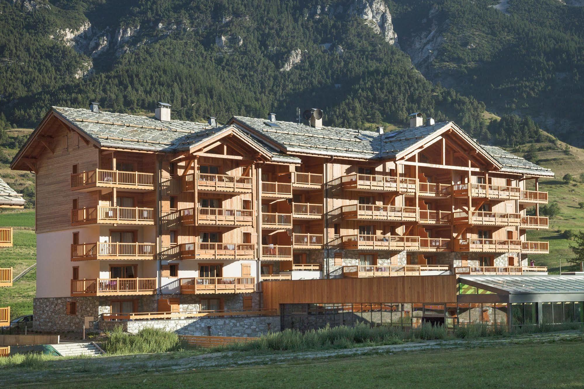 Cgh Residences & Spas Les Chalets De Flambeau Lanslebourg-Mont-Cenis Dış mekan fotoğraf